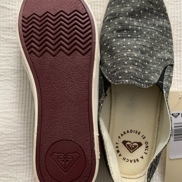 Roxy Rincon slip on shoe. Size 7.5 - Picture 2 of 6